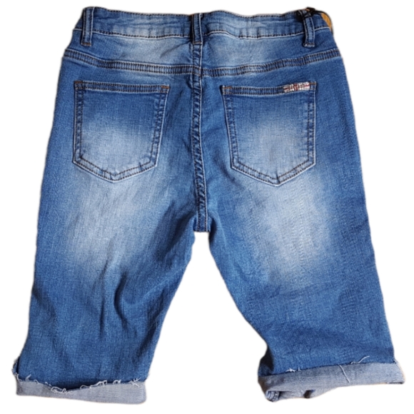 Machine- Distressed Bermuda Shorts - Picture 2 of 7